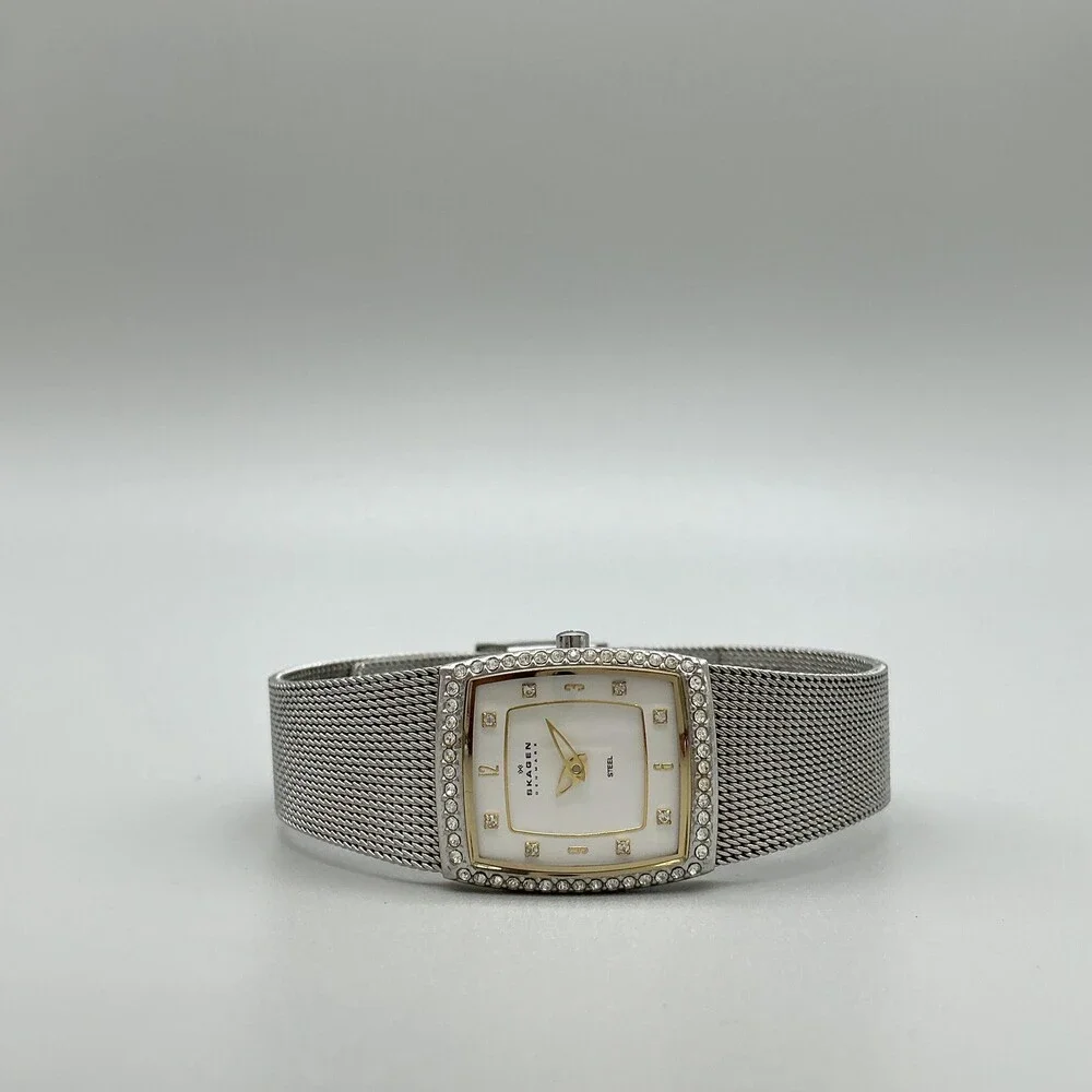 Skagen Womens Watch 21mm White Dial Silver Tone Crystal Bezel New Battery